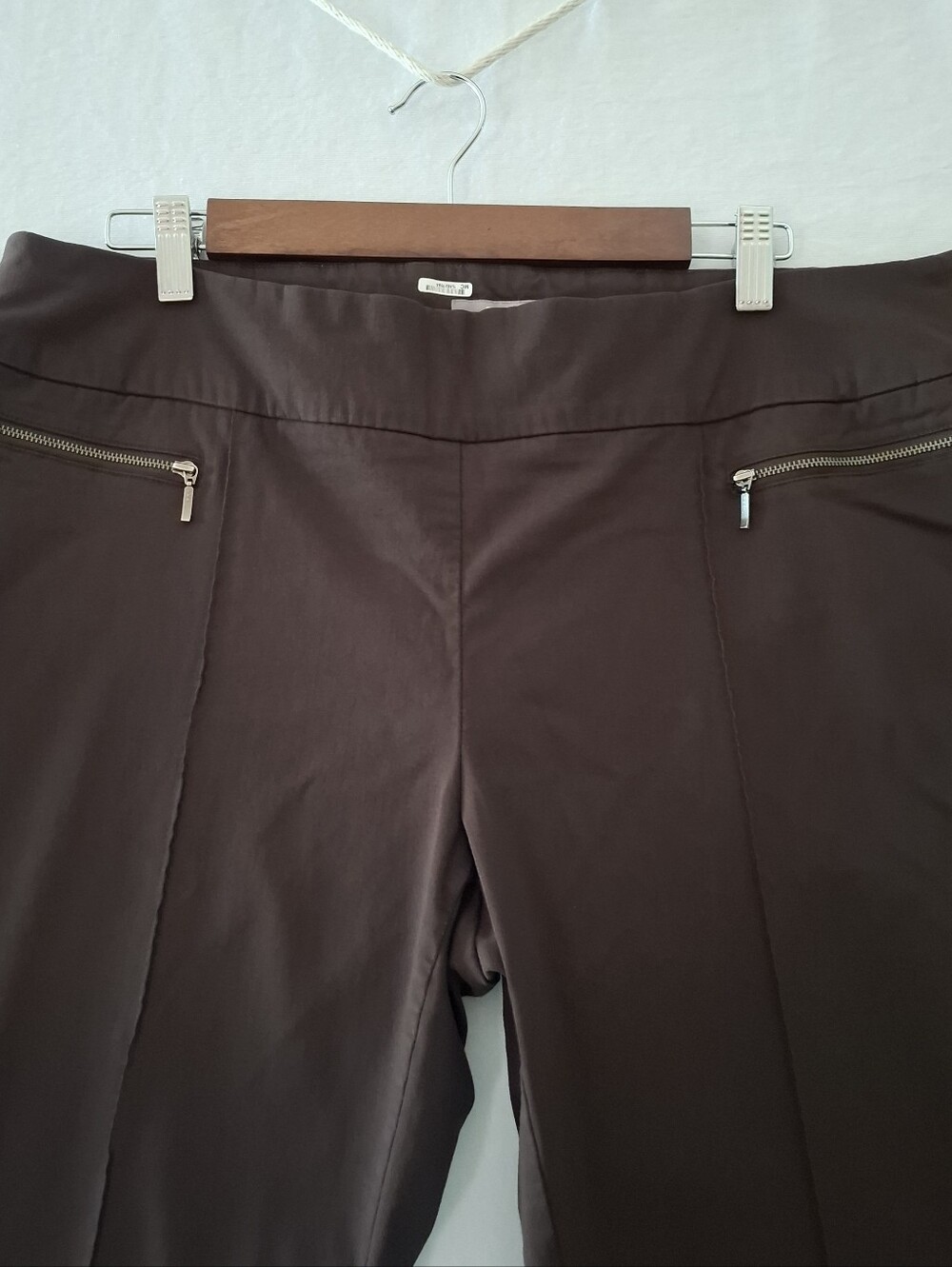Chicos So Slimming Pull On Slim Leg Stretch Pant Dark Brown Size 3 (XL/16)